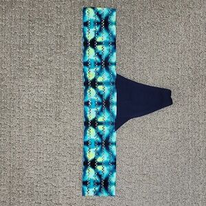 NWT Small Pink Thong Tye Dye Navy/Green
